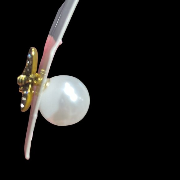 BUMBLE BEE AND PEARL EARRINGS - Picture 2 of 4